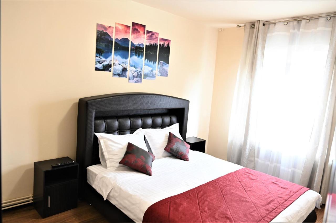 Marin Hotel Apartment Braşov Esterno foto