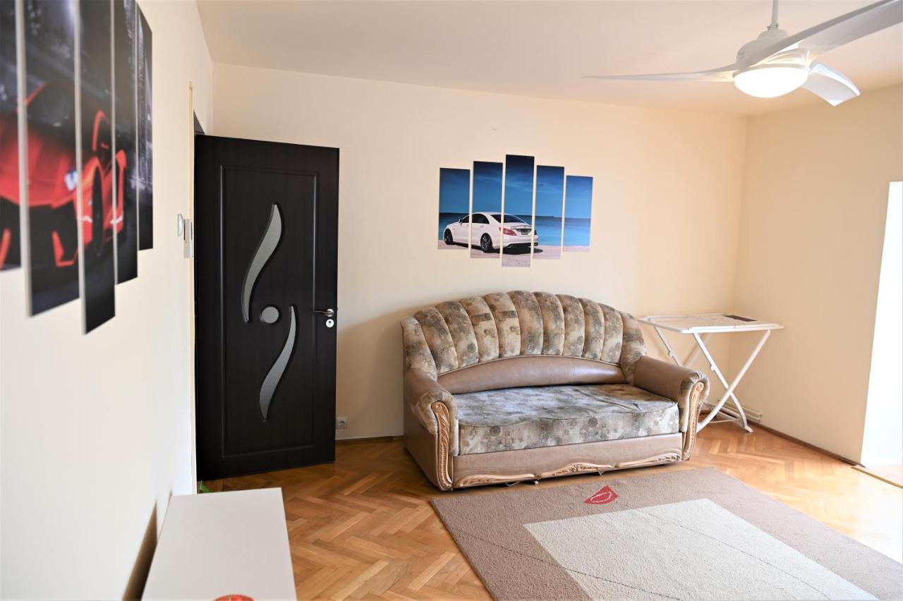 Marin Hotel Apartment Braşov Esterno foto
