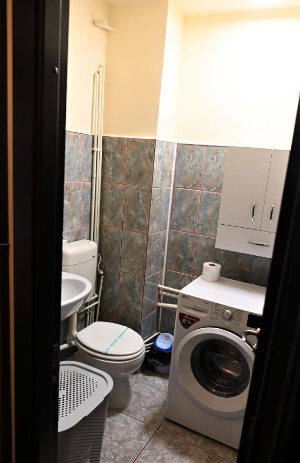 Marin Hotel Apartment Braşov Esterno foto