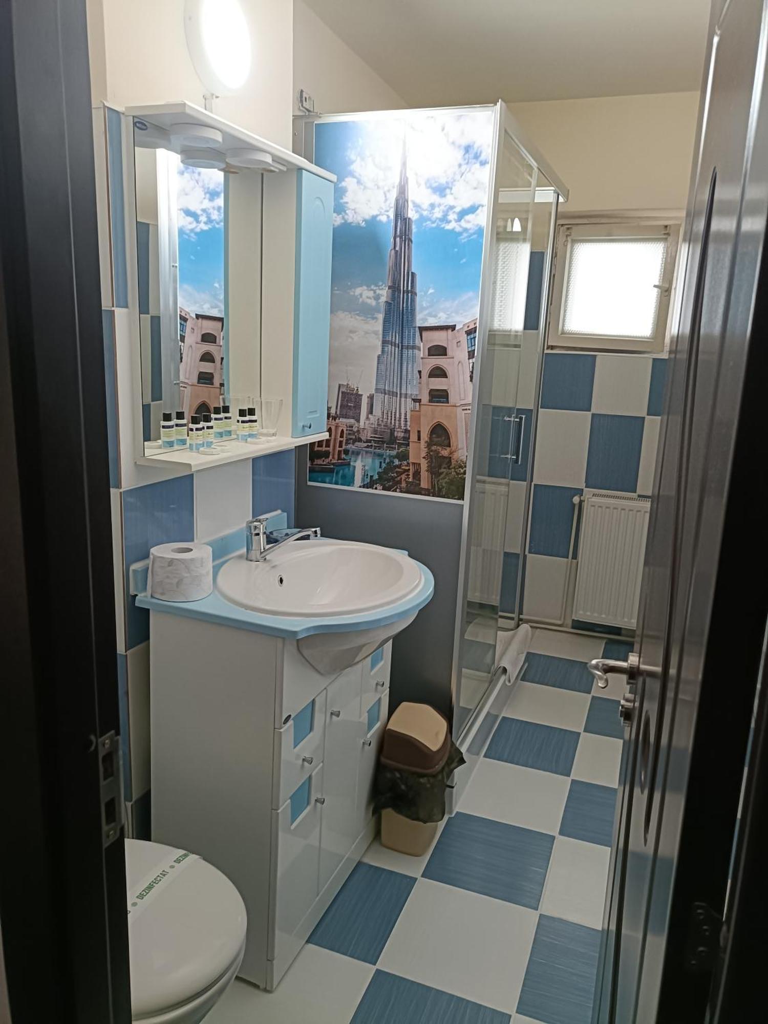 Marin Hotel Apartment Braşov Esterno foto